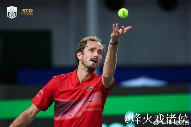 上海赛第5日辛纳梅德韦德夫进16强 外场因雨取消